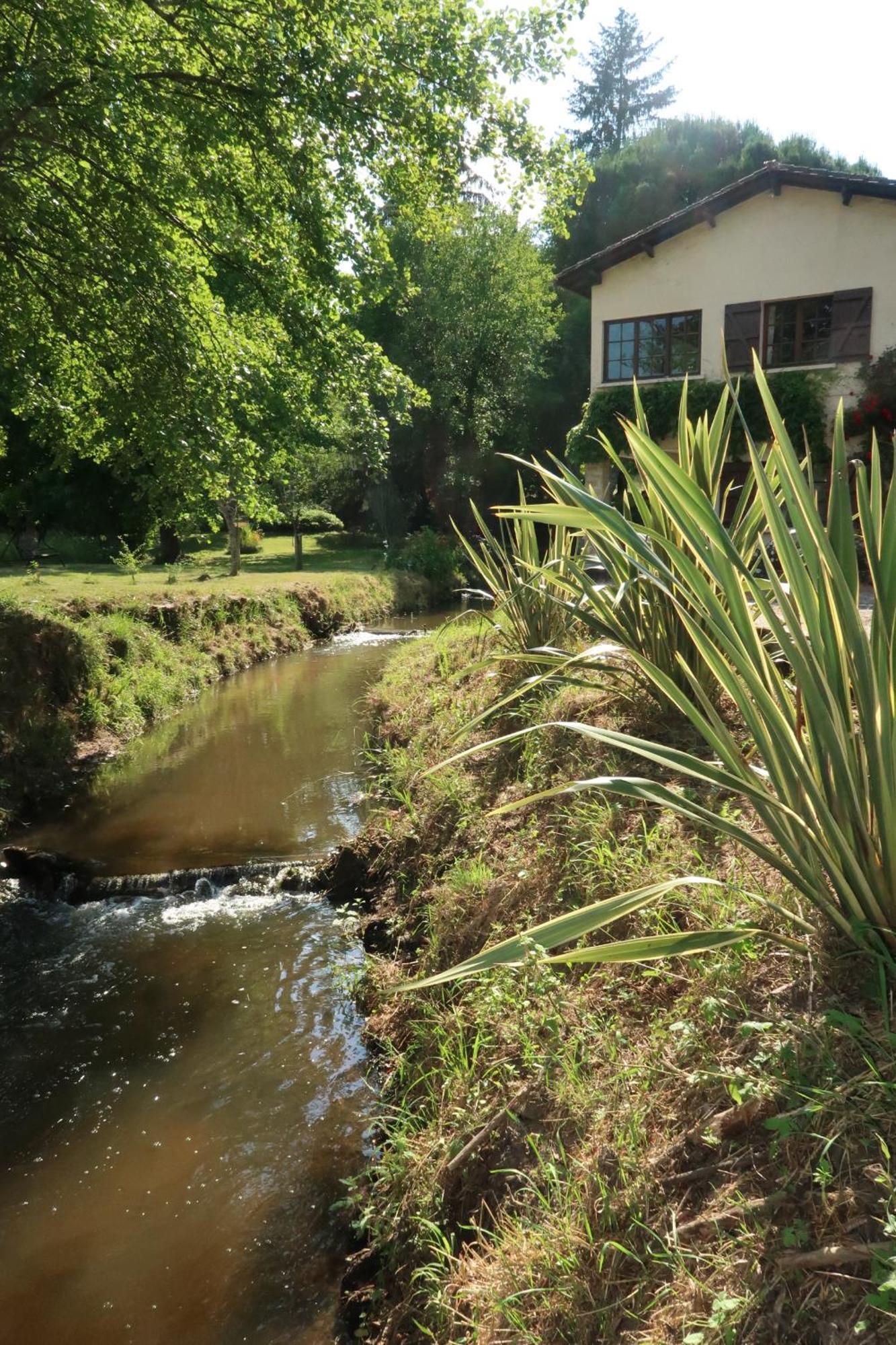 Ferienwohnung Le Moulin De Masseilles Mazeres  Exterior foto